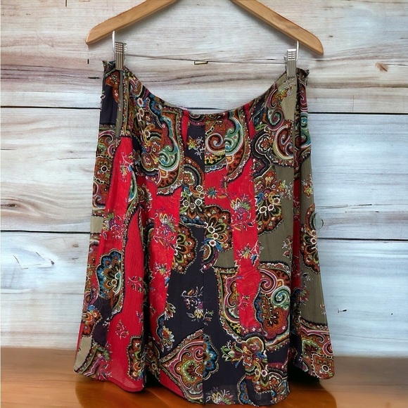 CHICO’S Flared Skirt Silk Paisley Boho Artsy Knee Length Colorful women's size 3 - Picture 1 of 7